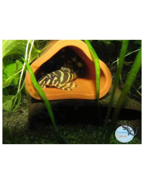 Ceramicnature Leghol Driehoek - Aquarium - Ornament - 16.5x6x4.5 cm Rood L