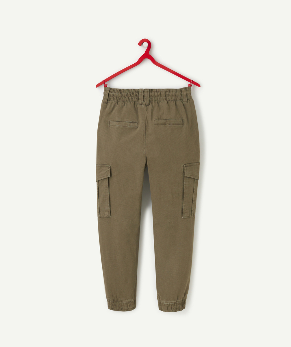 PANTALON CARGO GARÇON KAKI AVEC PATCH BRODÉ