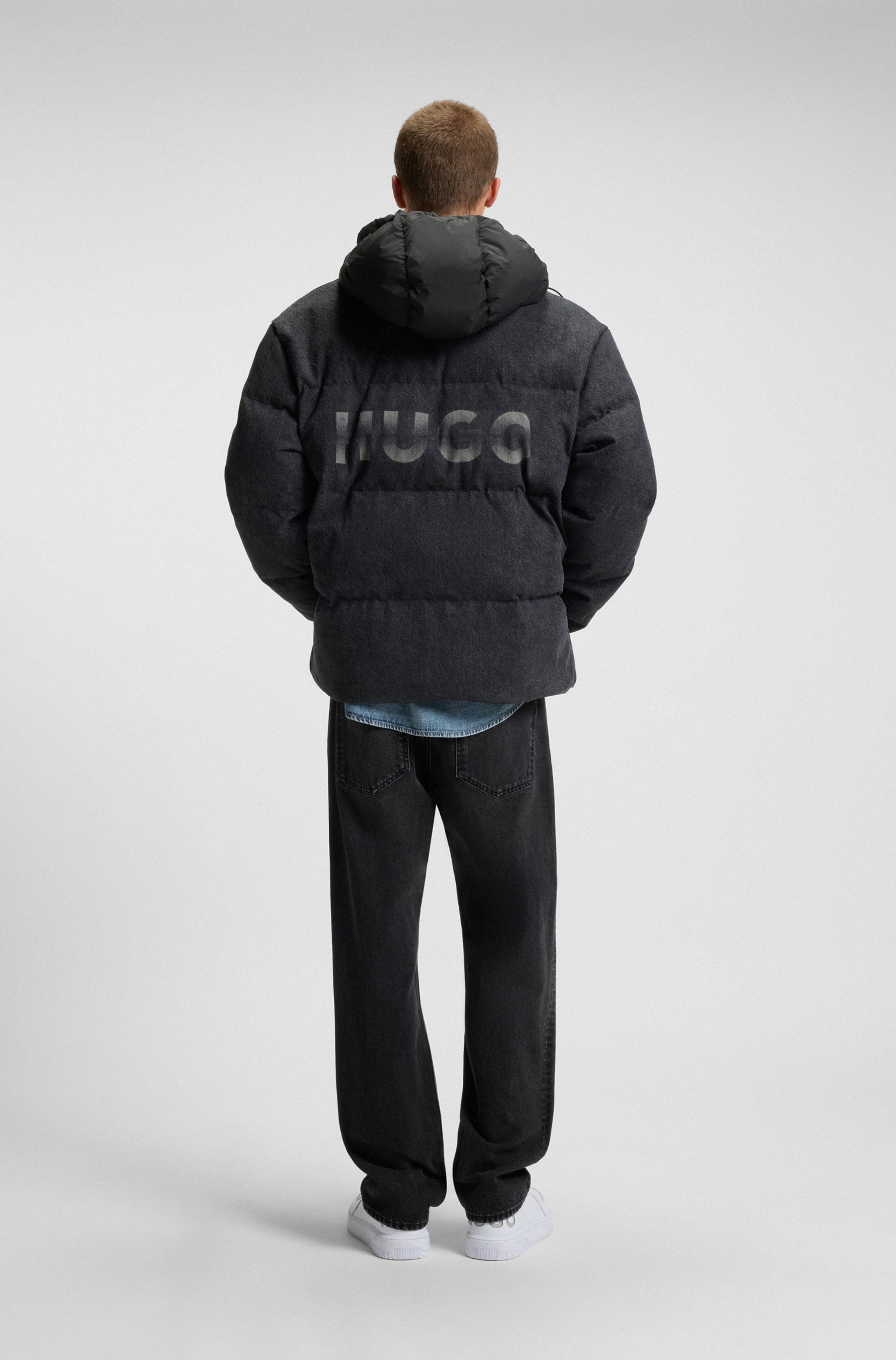 HUGO Blue Jeansjacke »Bowan« mit Kapuze kontrastfarbige Kapuze, lockere Passform, Denim mit Vintage-Waschung