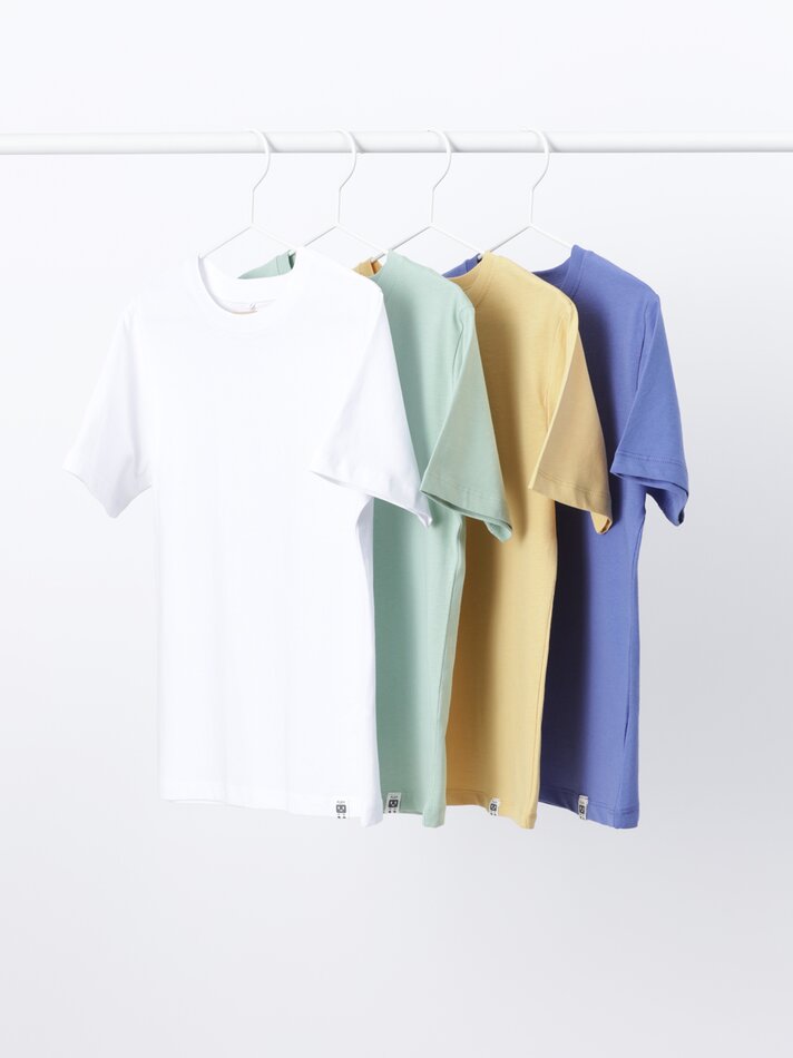 Pacote com 4 camisetas lisas de manga curta - Índigo