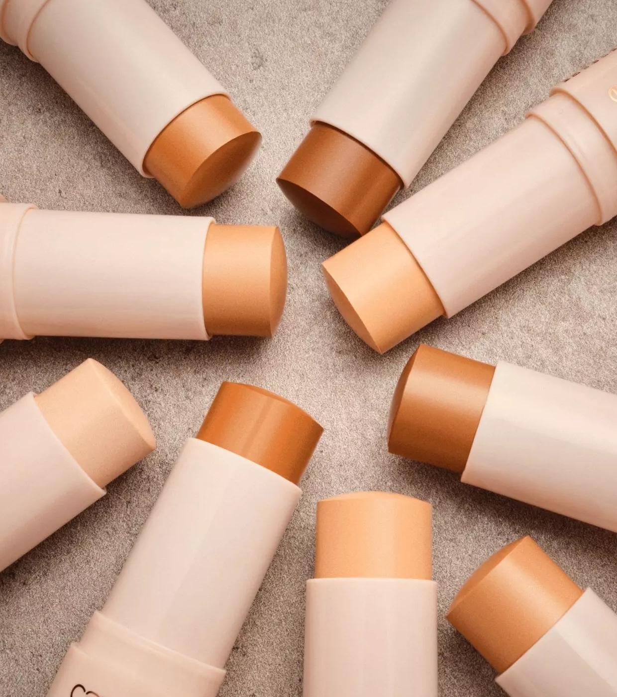 Catrice - Stick facial com cor Soft Glam Filter 030: Medium
