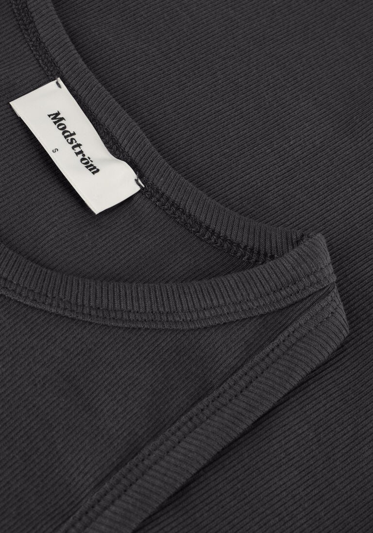 MODSTR\u00D6M antraciet modstr&ouml;m top igor top
