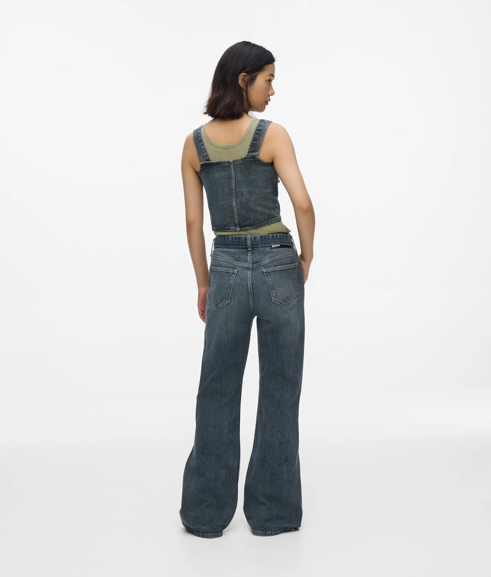 Flared jeans met hoge taille en riem
