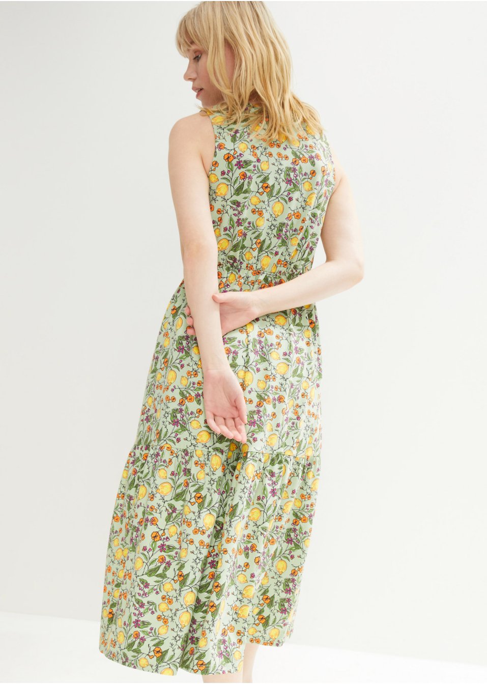 Robe midi à col rond et volant, sans manches