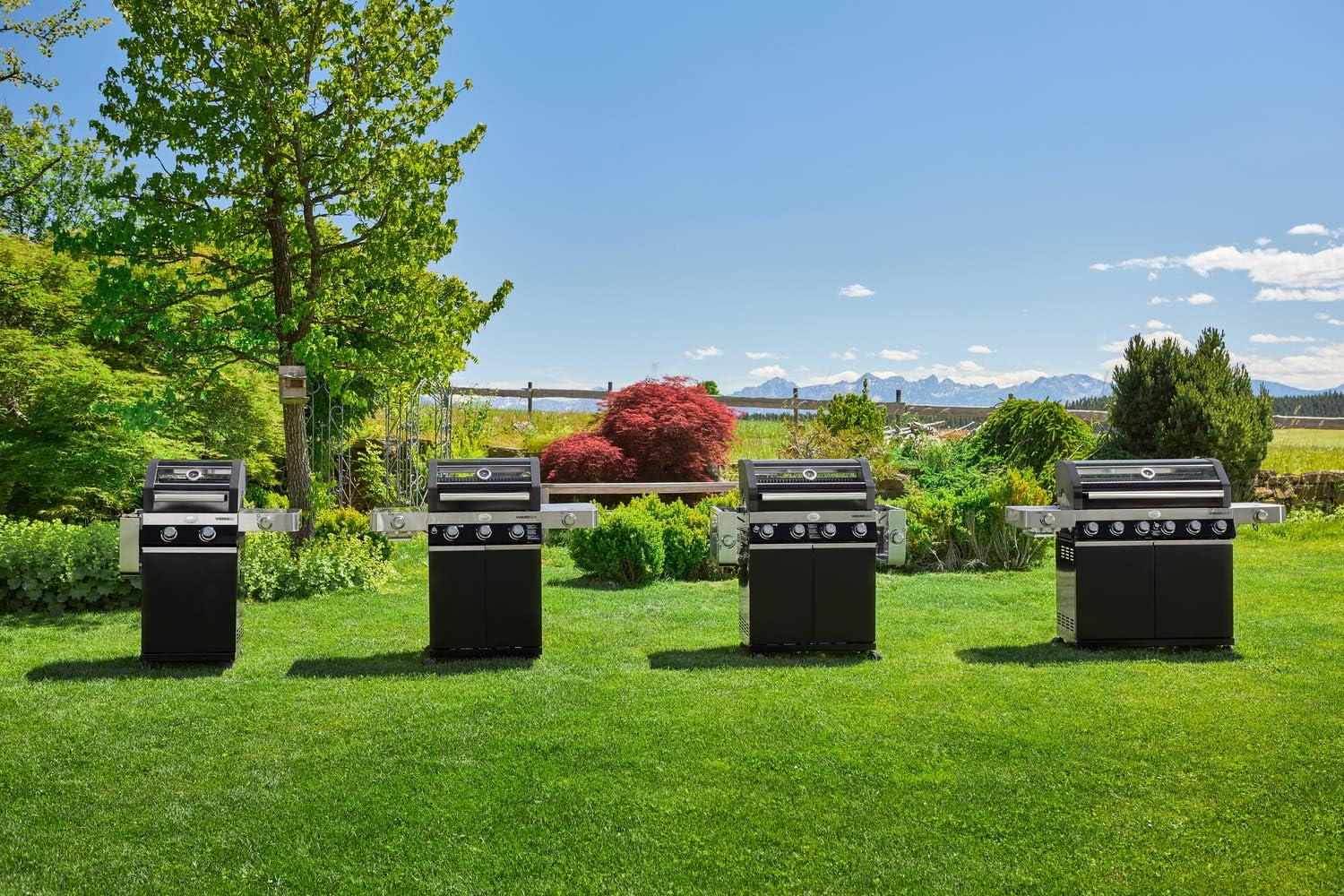 RÖSLE Gasgrill BBQ-Station VIDERO G6-S Schwarz, Grill mit 6 Edelstahlbrennern, extra Primezone und Seitenbrenner, klappbare Seitentische, VARIO+, pulverbeschichteter Stahl