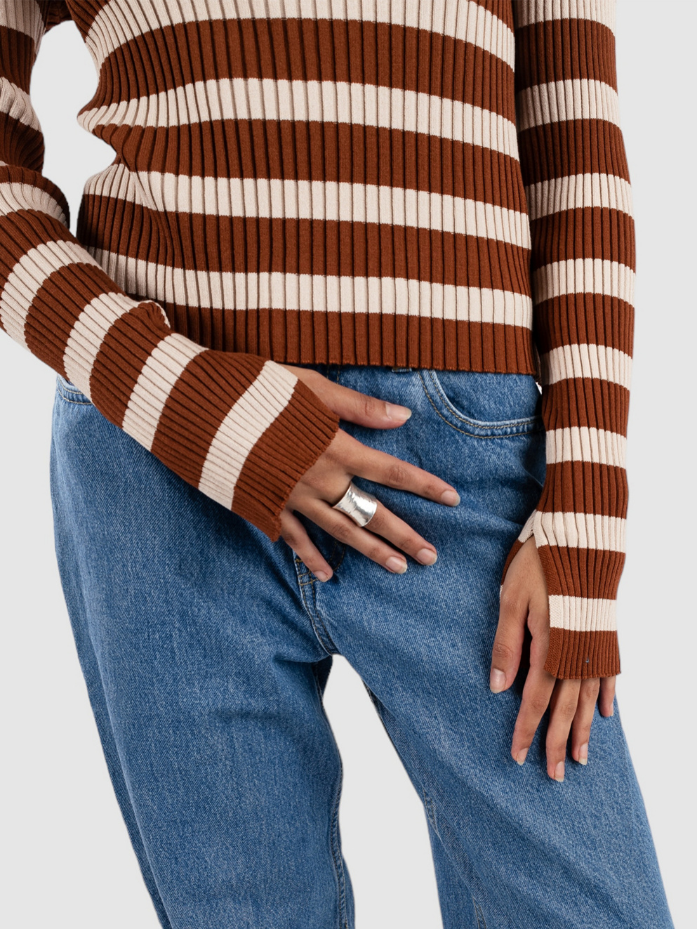 24 Colours 41148B Long Sleeve T-Shirt brown
