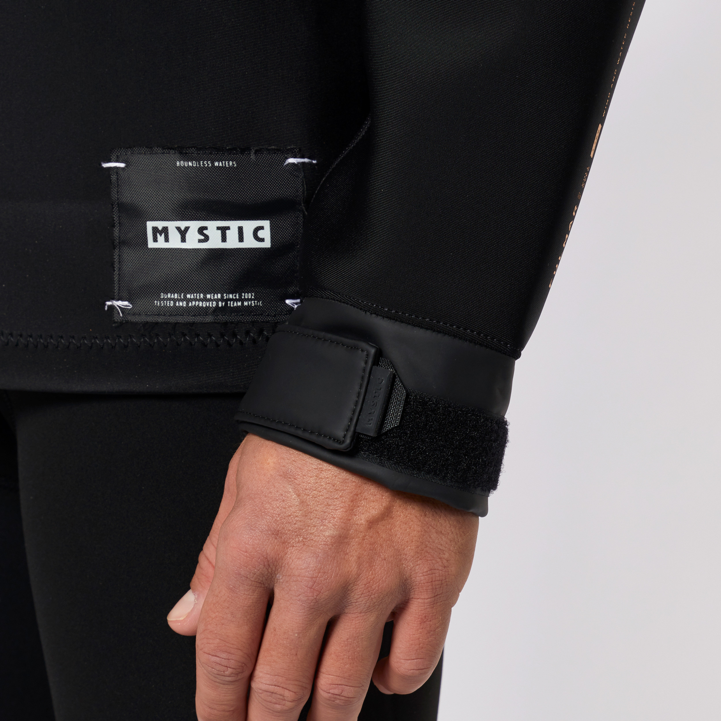 Mystic Fulmar Neoprene Pullover 3/2mm Black