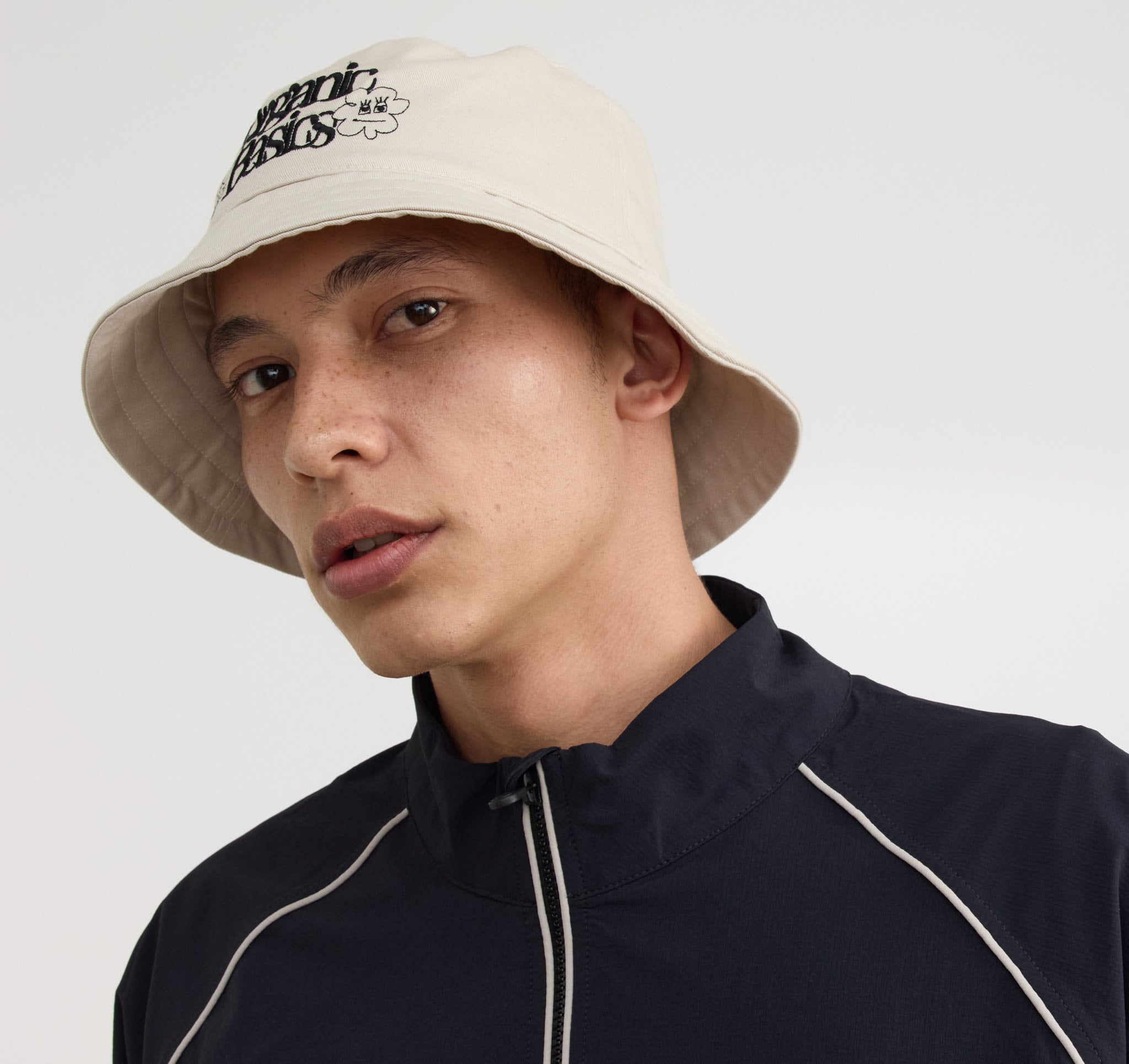 ORGANIC COTTON<br>Core Casual Bucket Hat