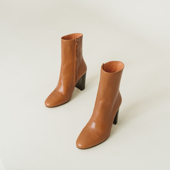 Bottines à talons  en cuir cognac