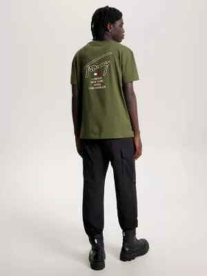 Camiseta clássica com logo exclusivo nas costas