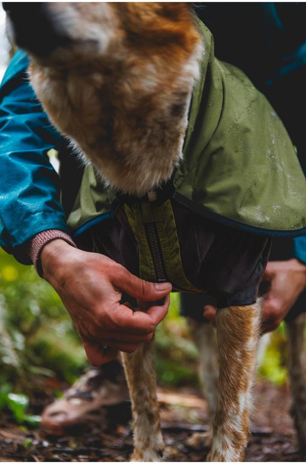 RUFFWEAR® Hunde-Regenanzug Sun Shower™