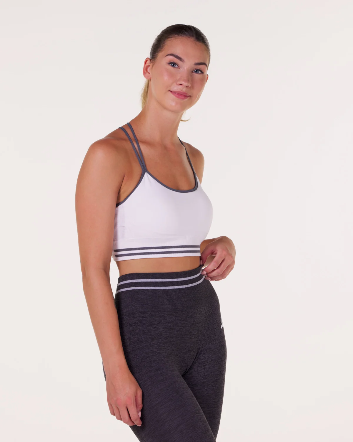 LEVITY Gravity Logo Seamless Bra White