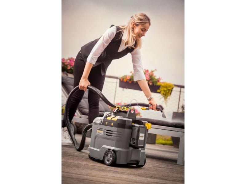 Kärcher Professional Akku-Sprühextraktionsgerät Puzzi 9/1 B Akku-Waschsauger