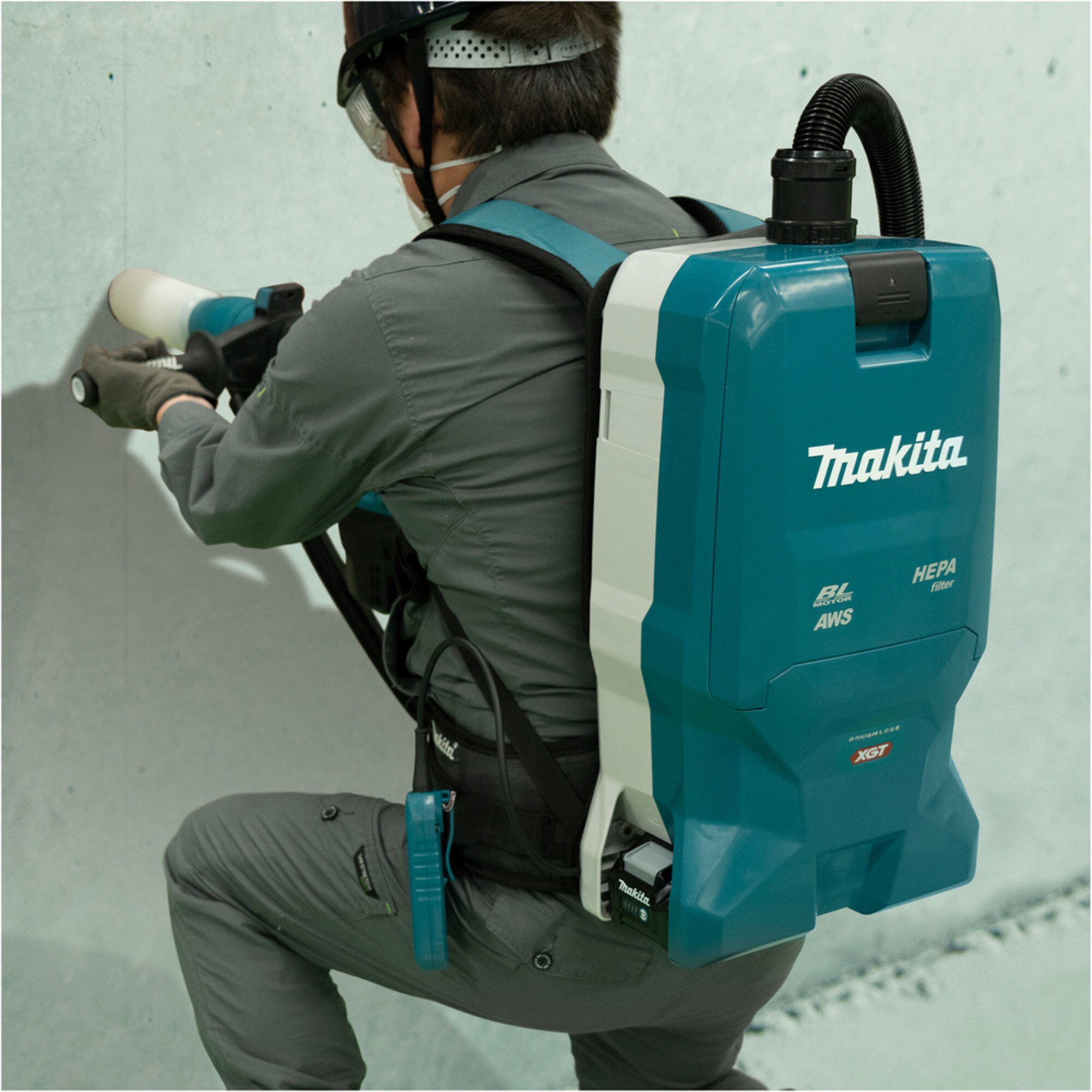 Makita Bodenstaubsauger Akku-Rucksackstaubsauger VC012GZ01