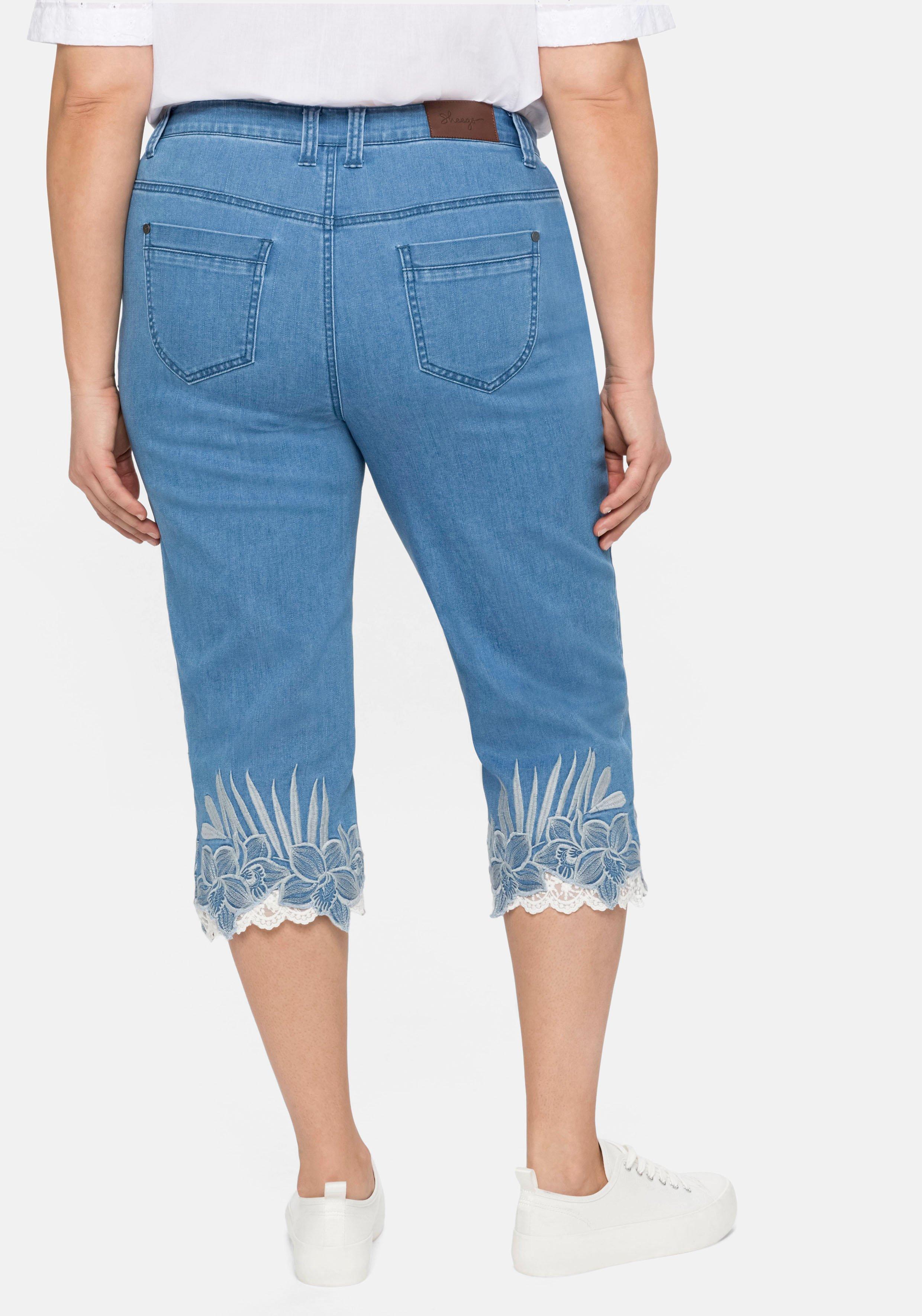 3/4-Jeans mit Stickerei und Spitze am Saum
