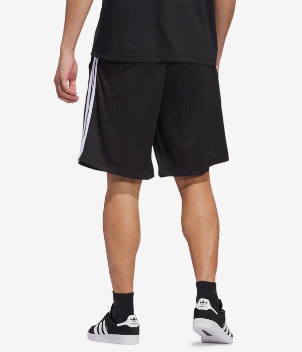 adidas Classic Shorts (black white) online kaufen | skatedeluxe