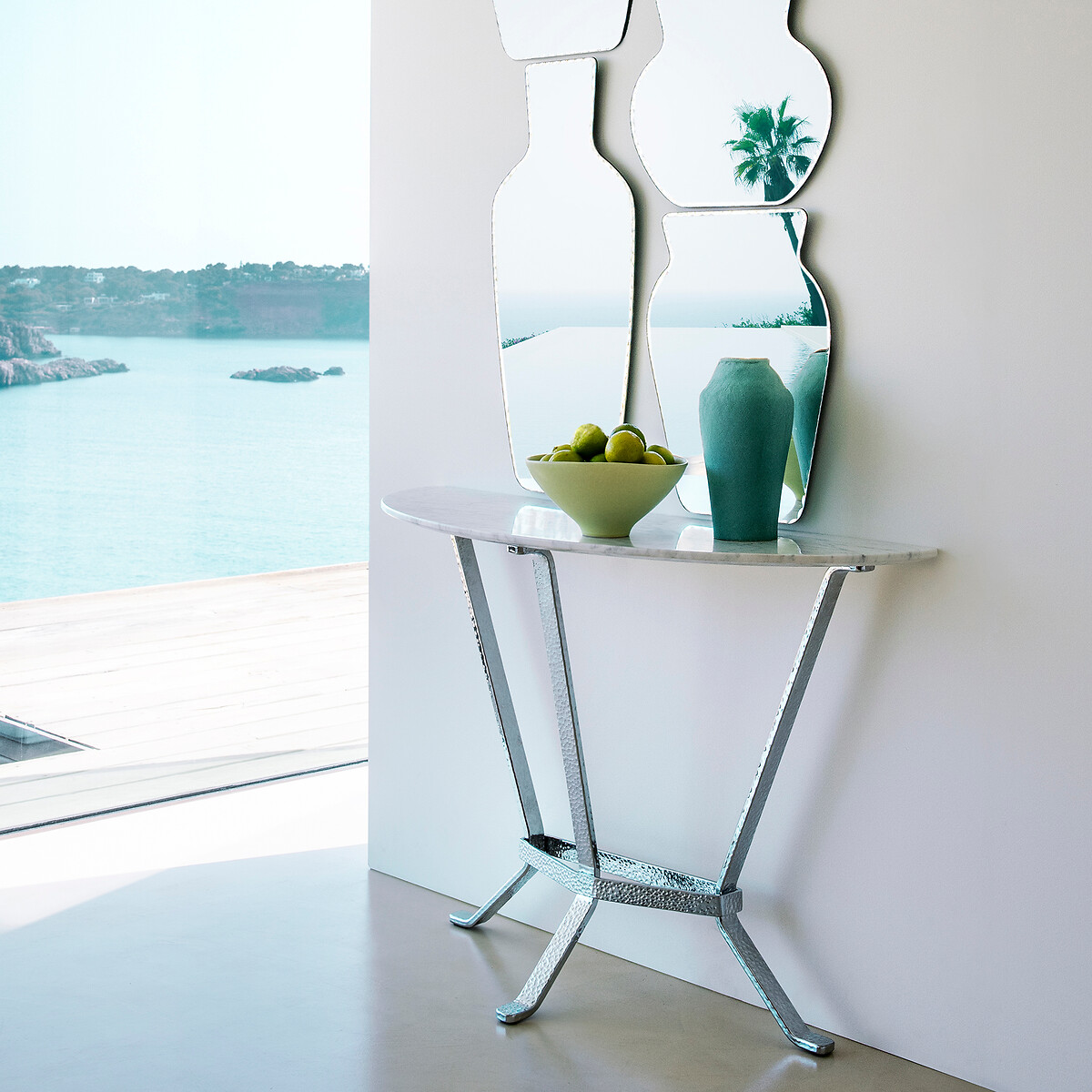 OTTO STUDIO PARA AM.PM<br>Mesa de console em mármore Carrara e ferro ZEN