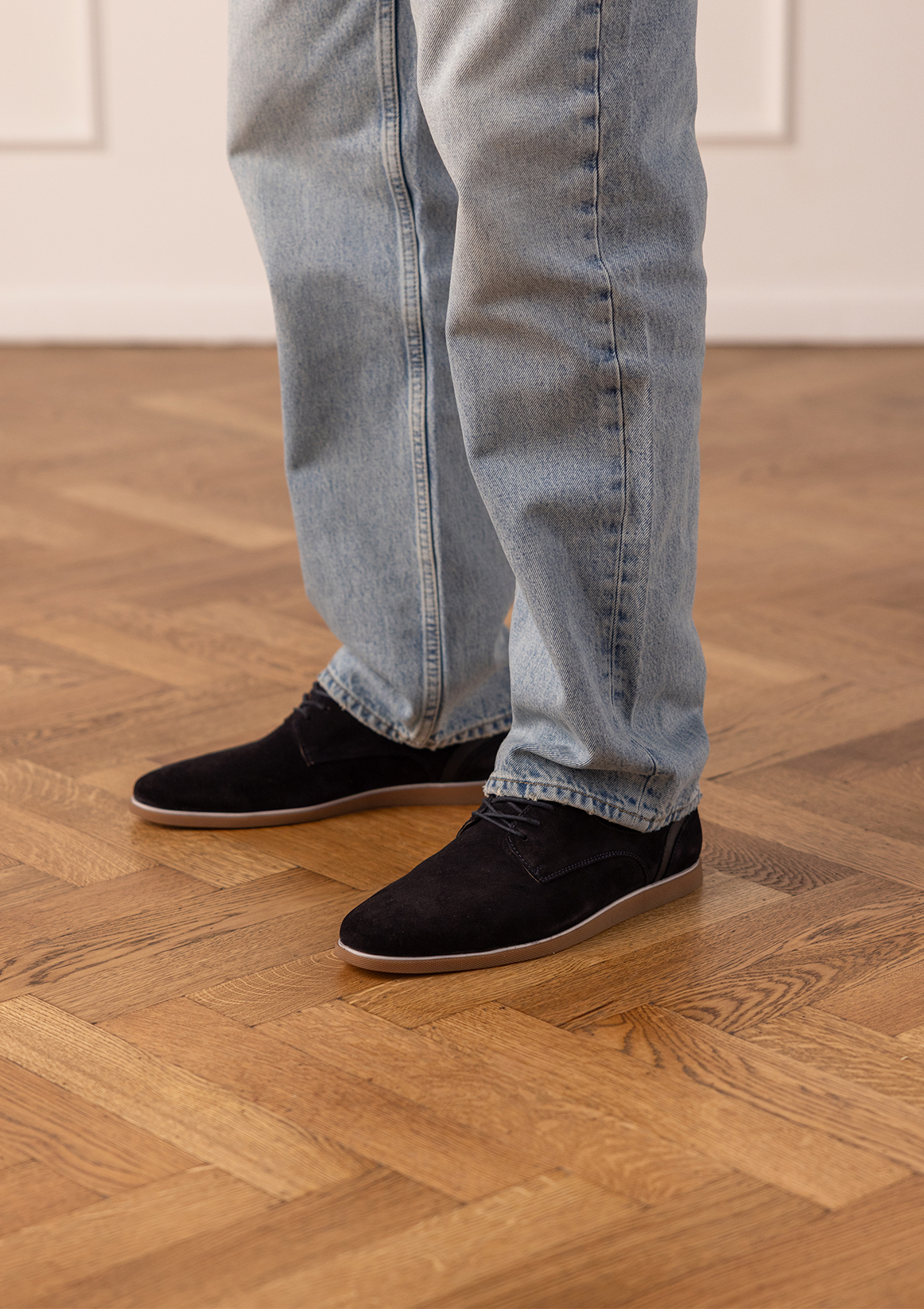 Donkerblauwe suède veterschoenen