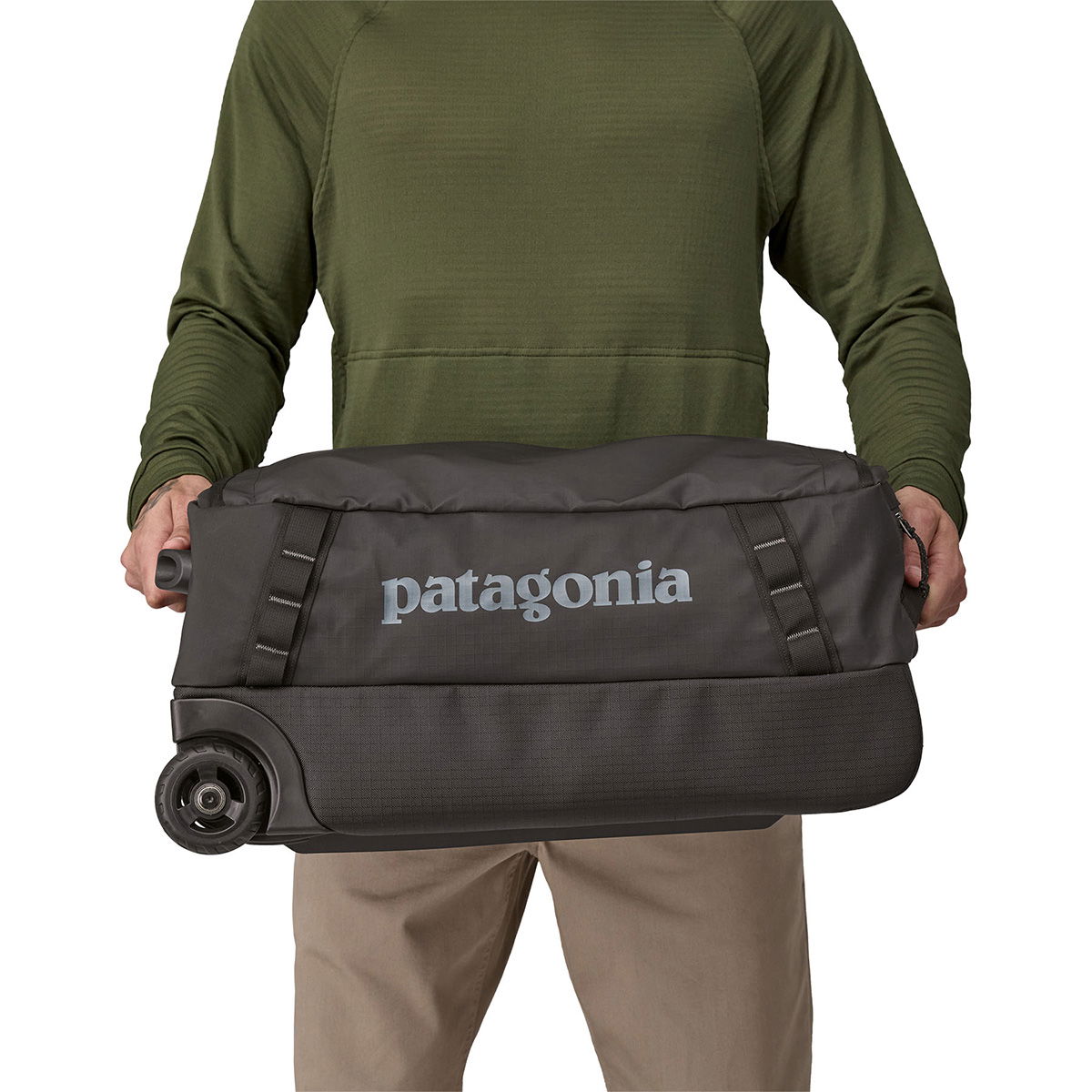 Patagonia Black Hole Wheeled Duffel 40 L (Black)