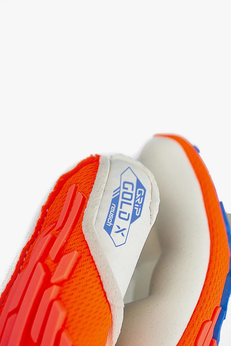 Reusch Attrakt Freegel Gold X Torwarthandschuh