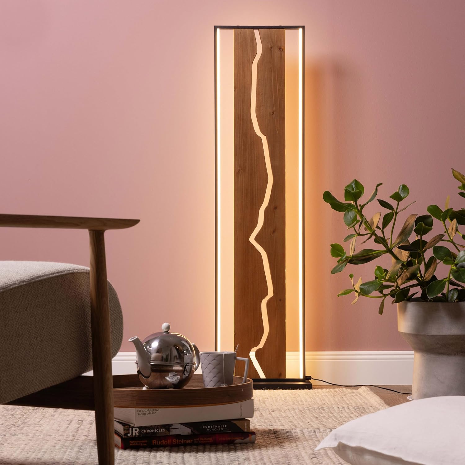 Lightbox LED Stehlampe - Standleuchte mit rustikalem Holzbalken & Fußschalter - Lichtfarbe: 3000 K & Helligkeit: 2300 lm - 120 cm Höhe & 33 cm Länge - aus Aluminium/Metall/Holz in Schwarz/Holz
