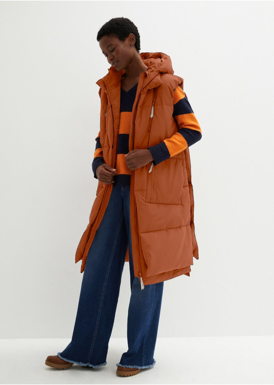 Veste sans manches bouffante oversize en polyester recyclé avec capuche