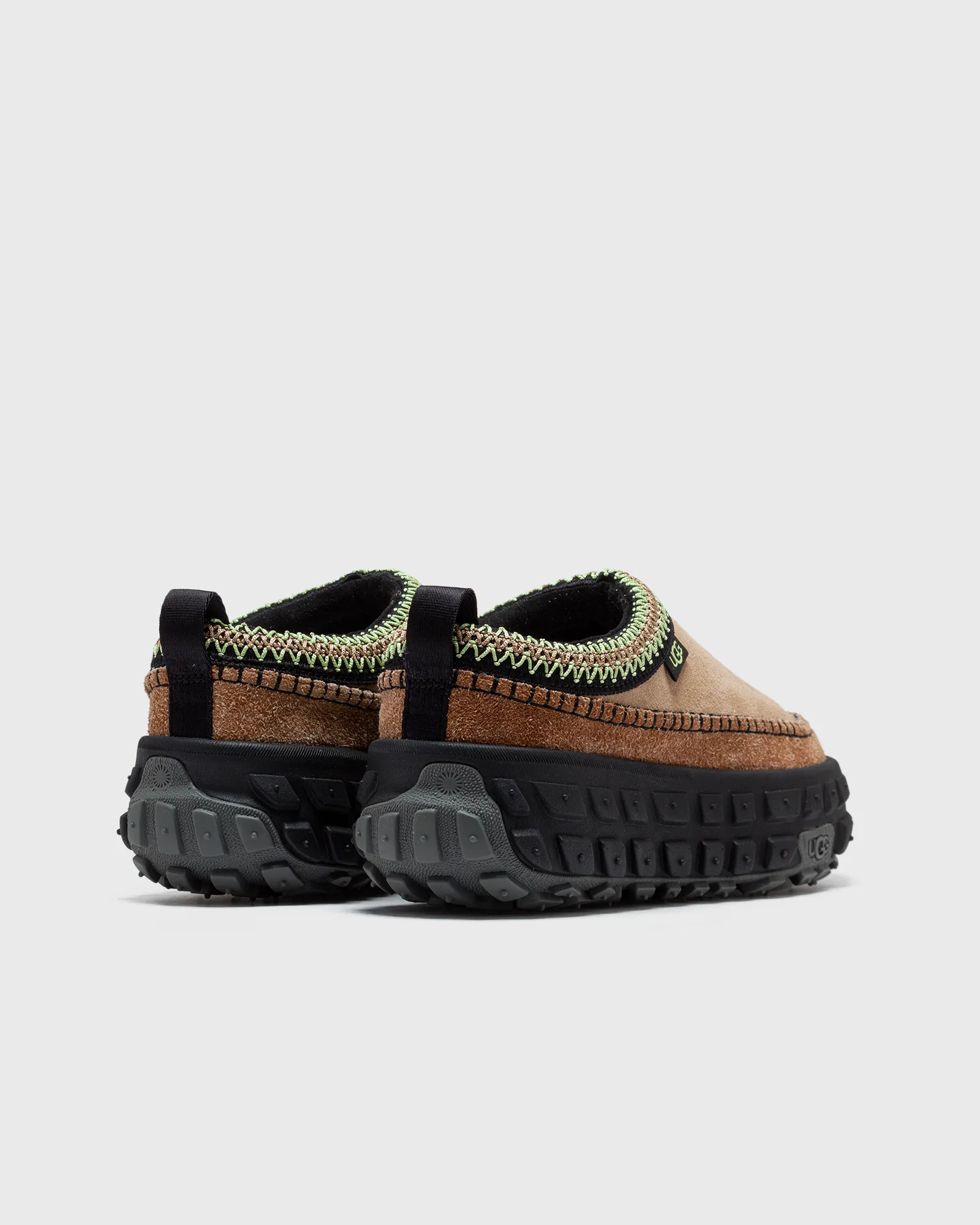 UGG WMNS VENTURE DAZE