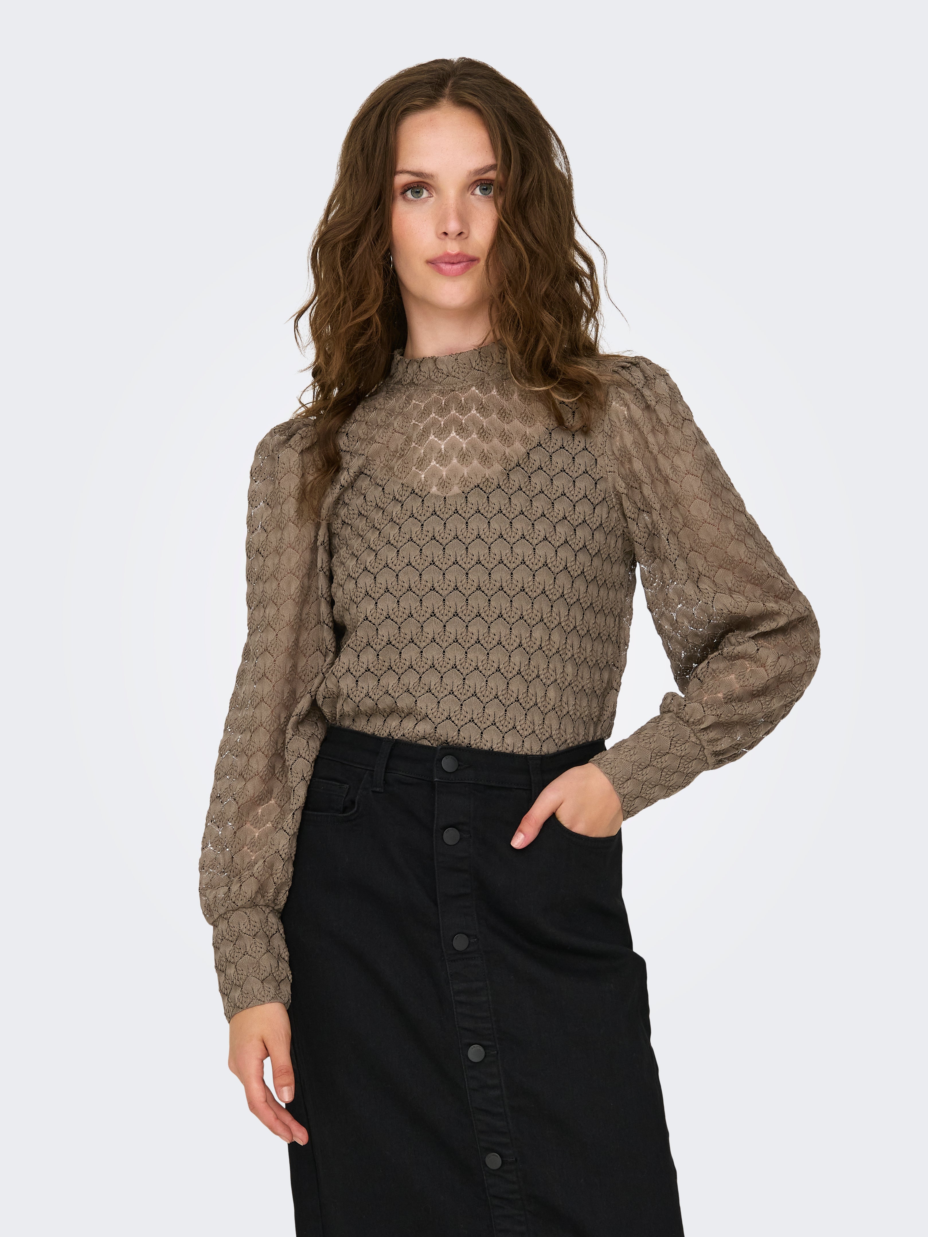 JDYAVERY Top Walnut