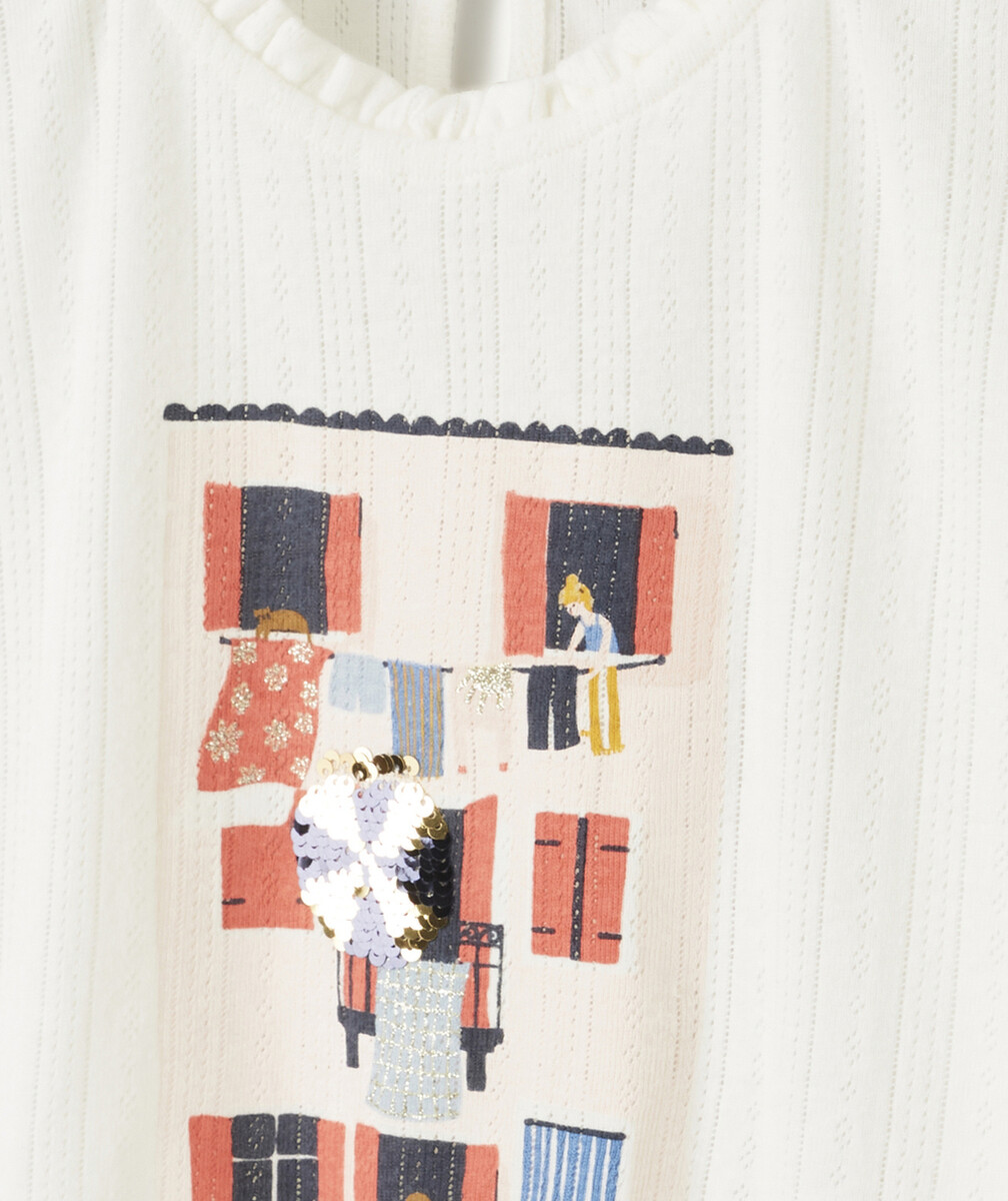 LE T-SHIRT AJOURÉ ÉCRU AVEC ANIMATION COLORÉ ET SEQUINS EN COTON