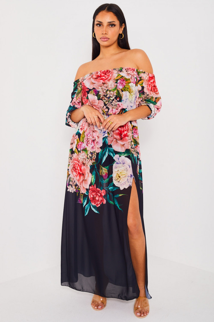Robe noire longue en voile à fleur
