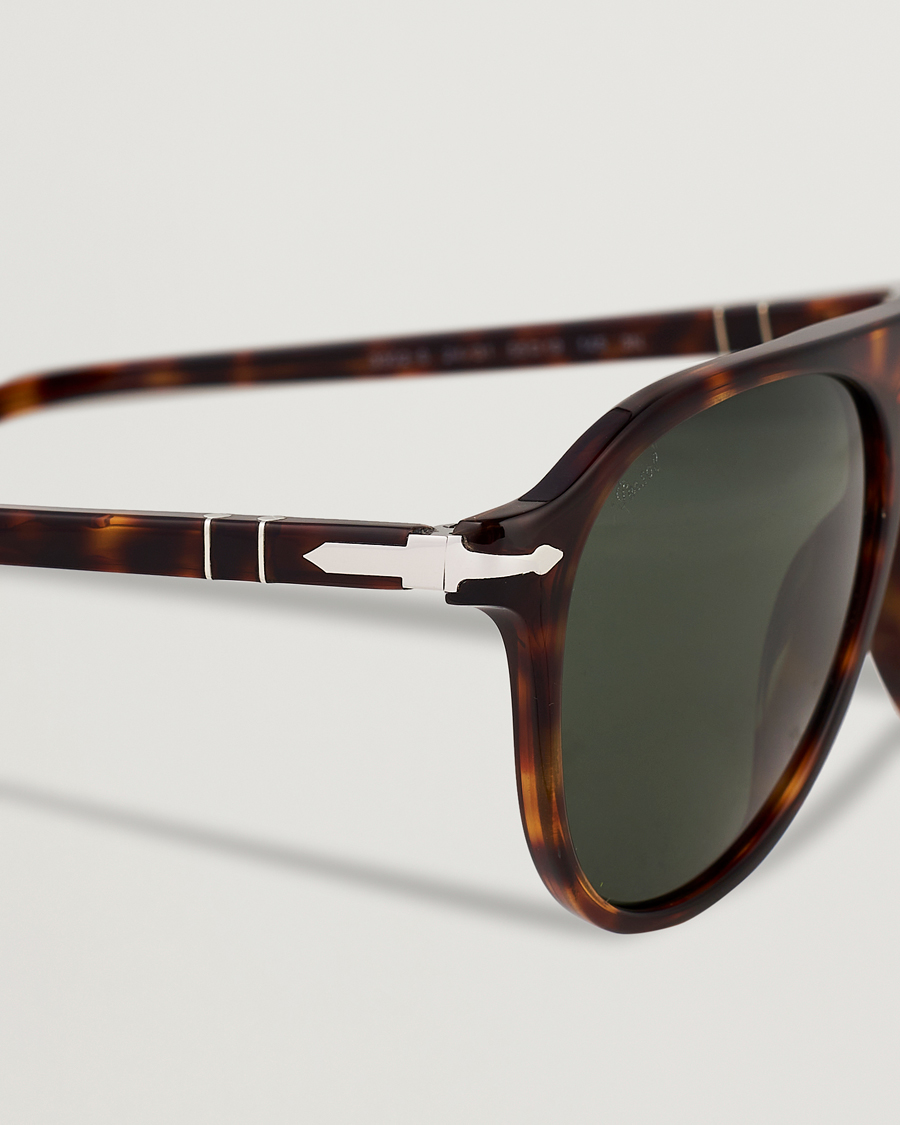 Persol 0PO3302S Sunglasses Havana