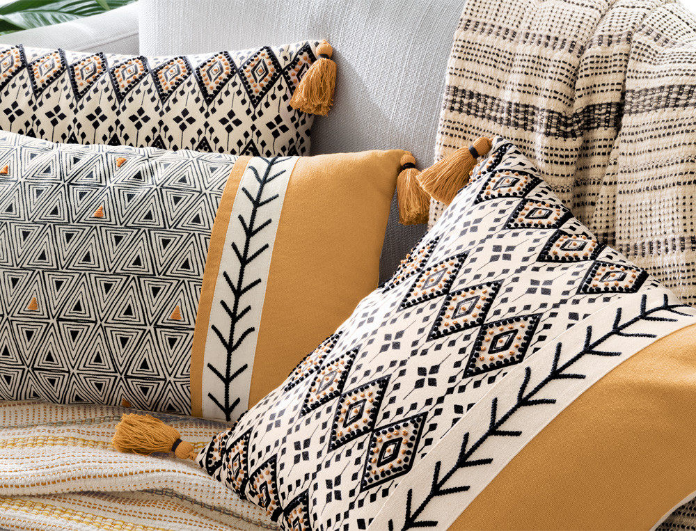 Coussin imprimé-Itinéraire d'Ailleurs