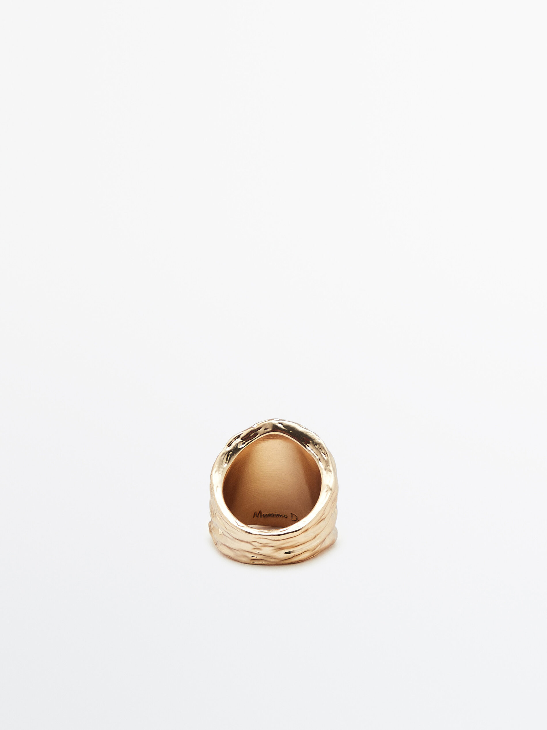 Anel largo com textura banhada a ouro - OURO