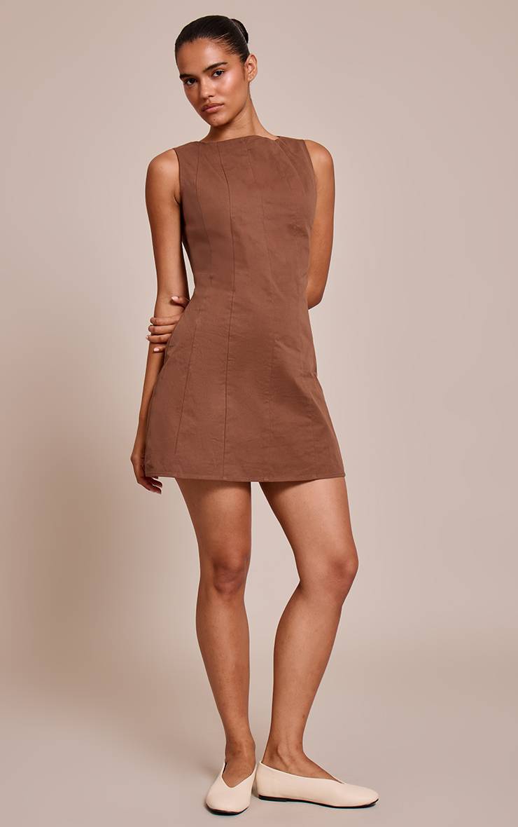 Chocolat Robe Moulante Sans Manches En Tissu Tissé À Col Bateau