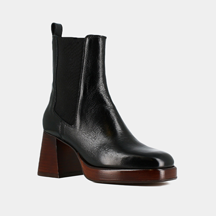 Bottines à bouts carrés et élastiques  en cuir veilli noir
