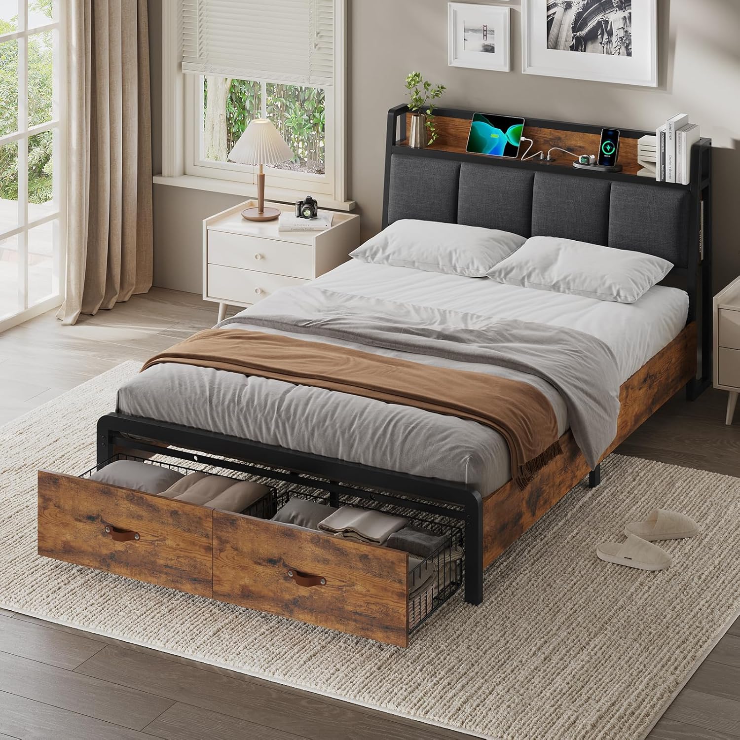 Bett 140x200 cm, Metallbett Bettgestell, Bettrahmen mit Lattenrost, Ladestation, 2 Schubladen, Metallrahmen & Holzkopfteil mit Stauraum, für Schlafzimmer, Gästezimmer, Schwarz+Vintage-braun
