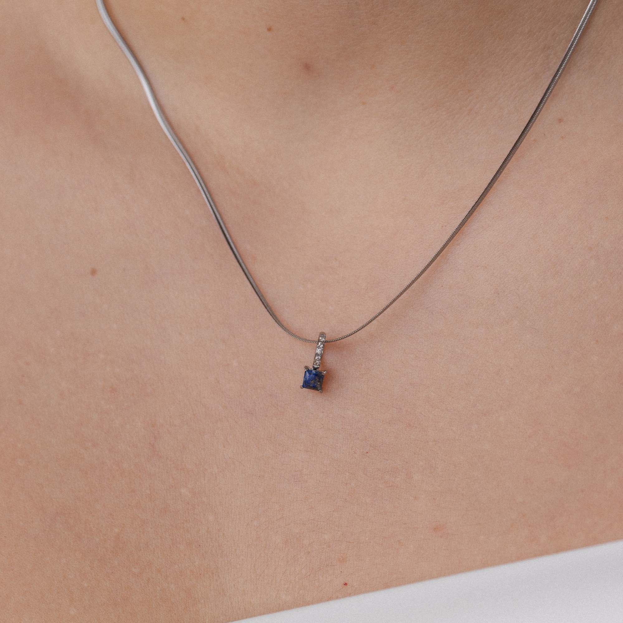Geburtsstein September Lapislazuli