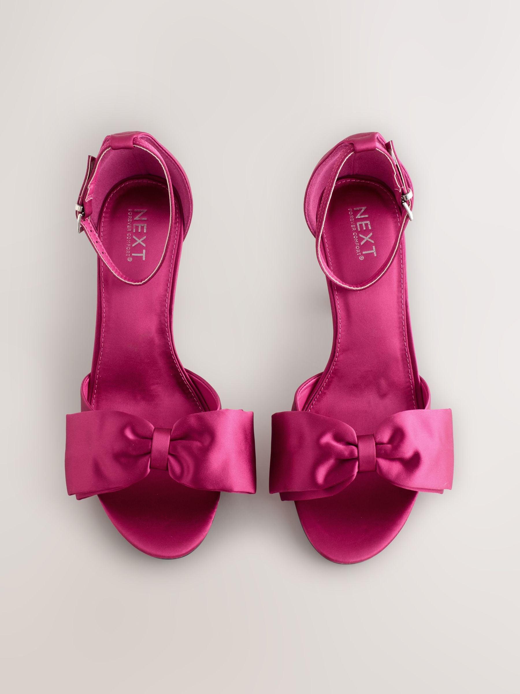 Roze - Forever Comfort® Satin Bow Block Heeled Sandals