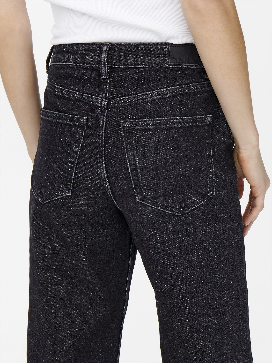 ONLJUICY Hohe Taille Weiter Beinschnitt Jeans Black Denim