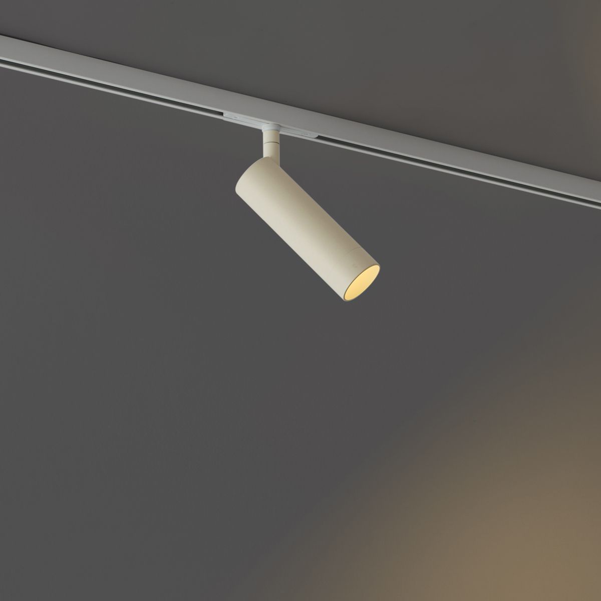 Moderne spot beige met wit voor railsysteem 1-fase GU10 35mm - Slimline Uzzy