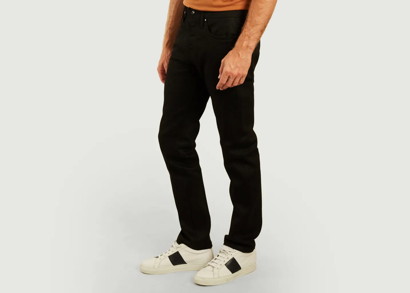 Jean UB244 tapered 11oz stretch selvedge The Unbranded Brand