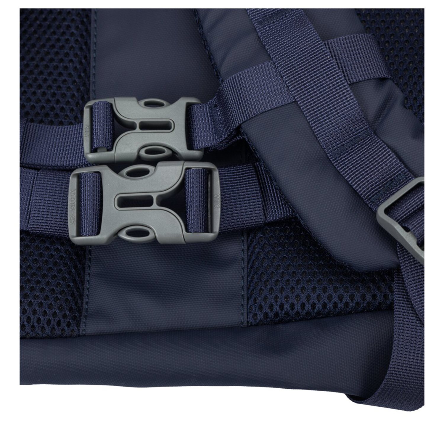 Elliker Wharfe Flap Over Backpack 22L navy