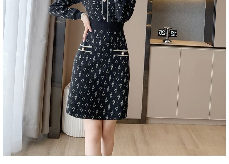 EFO - Mini-jurk met lange mouwen en kraag en patroon van gebreid garen