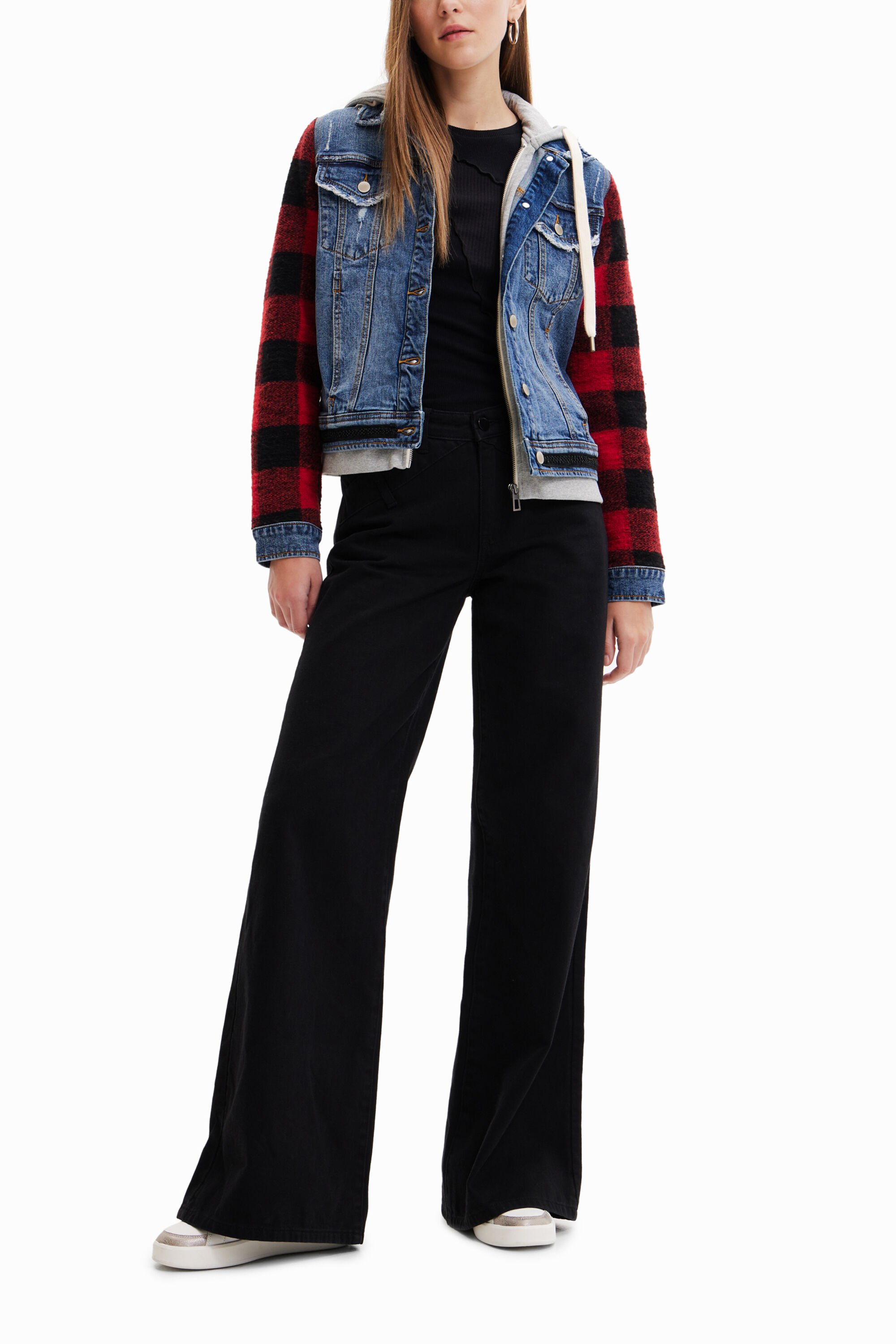 Veste en jean manches à carreaux