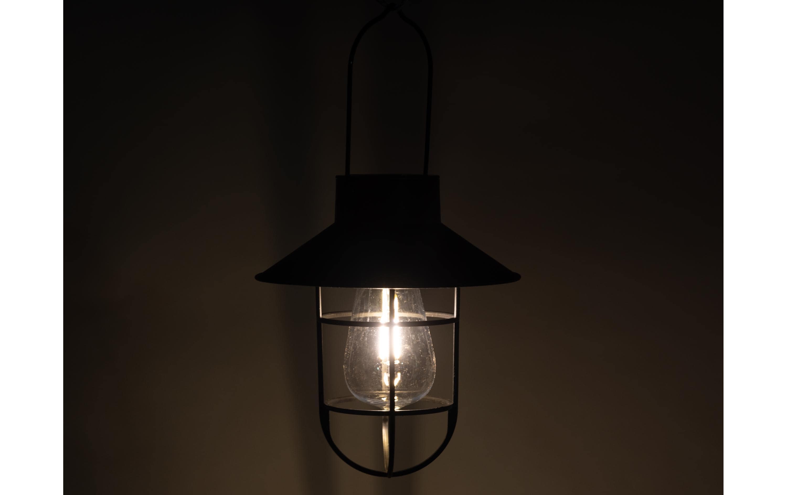 Laterne LED Solar, SchwarzDekorative Beleuchtung für den Balkon, die Terrasse oder den Garten