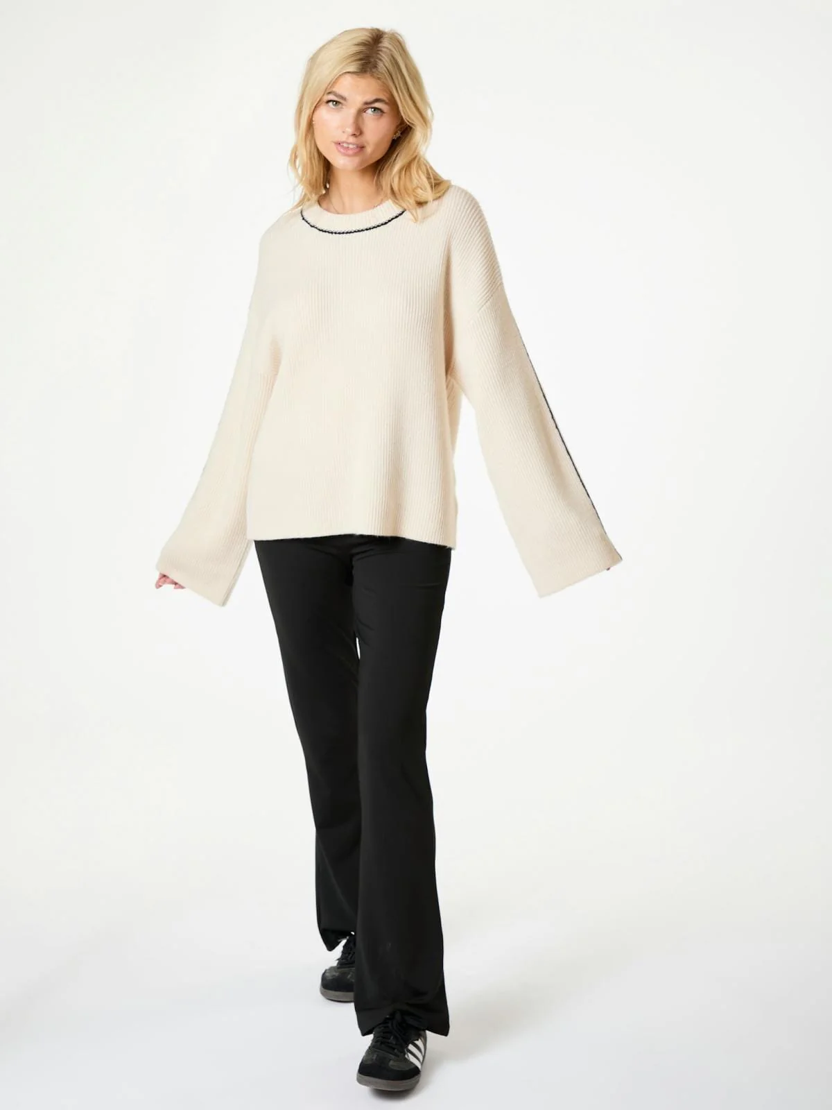 Neo Noir Latte Knit Blouse