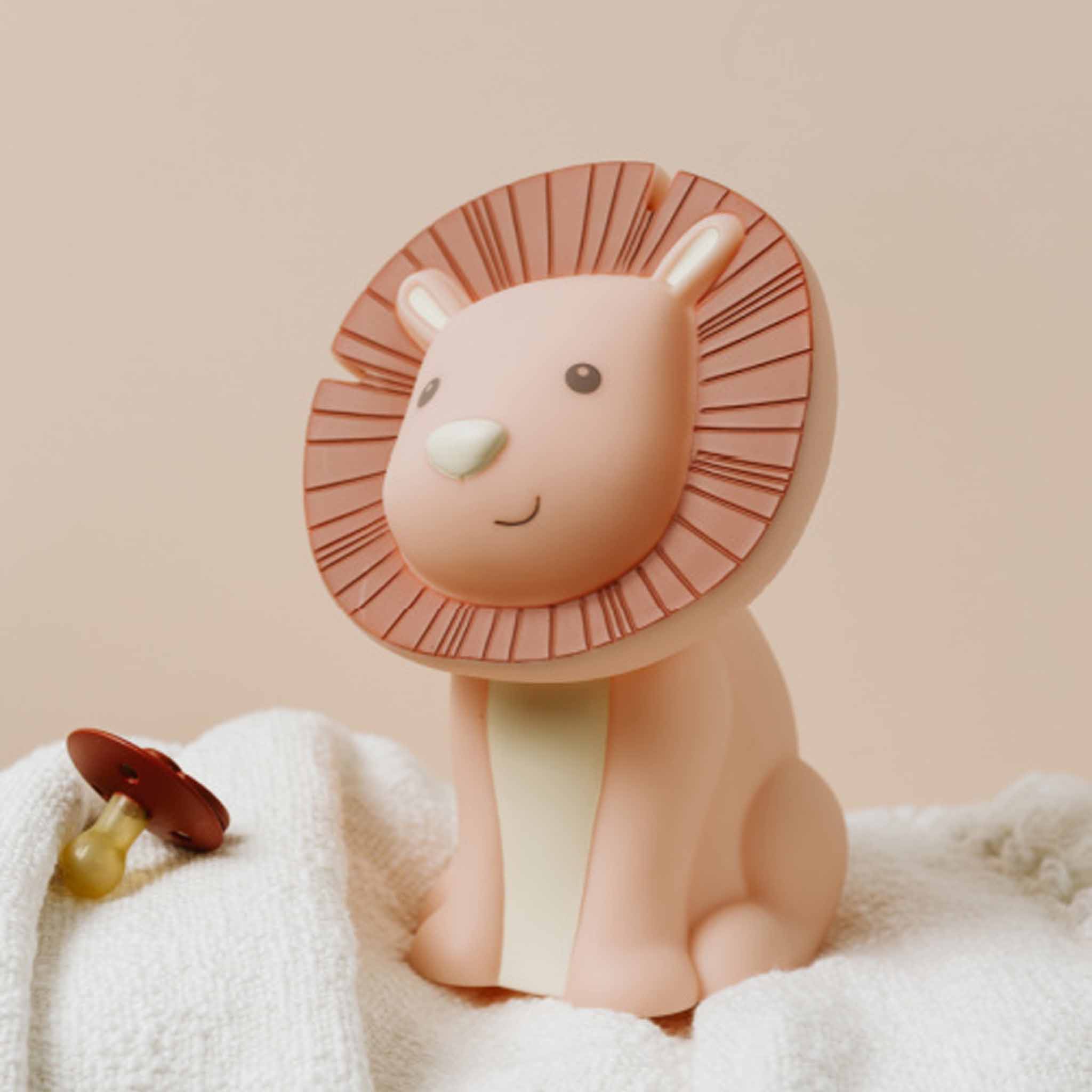 Nachtlampe Hakuna Löwe LED Magnolia