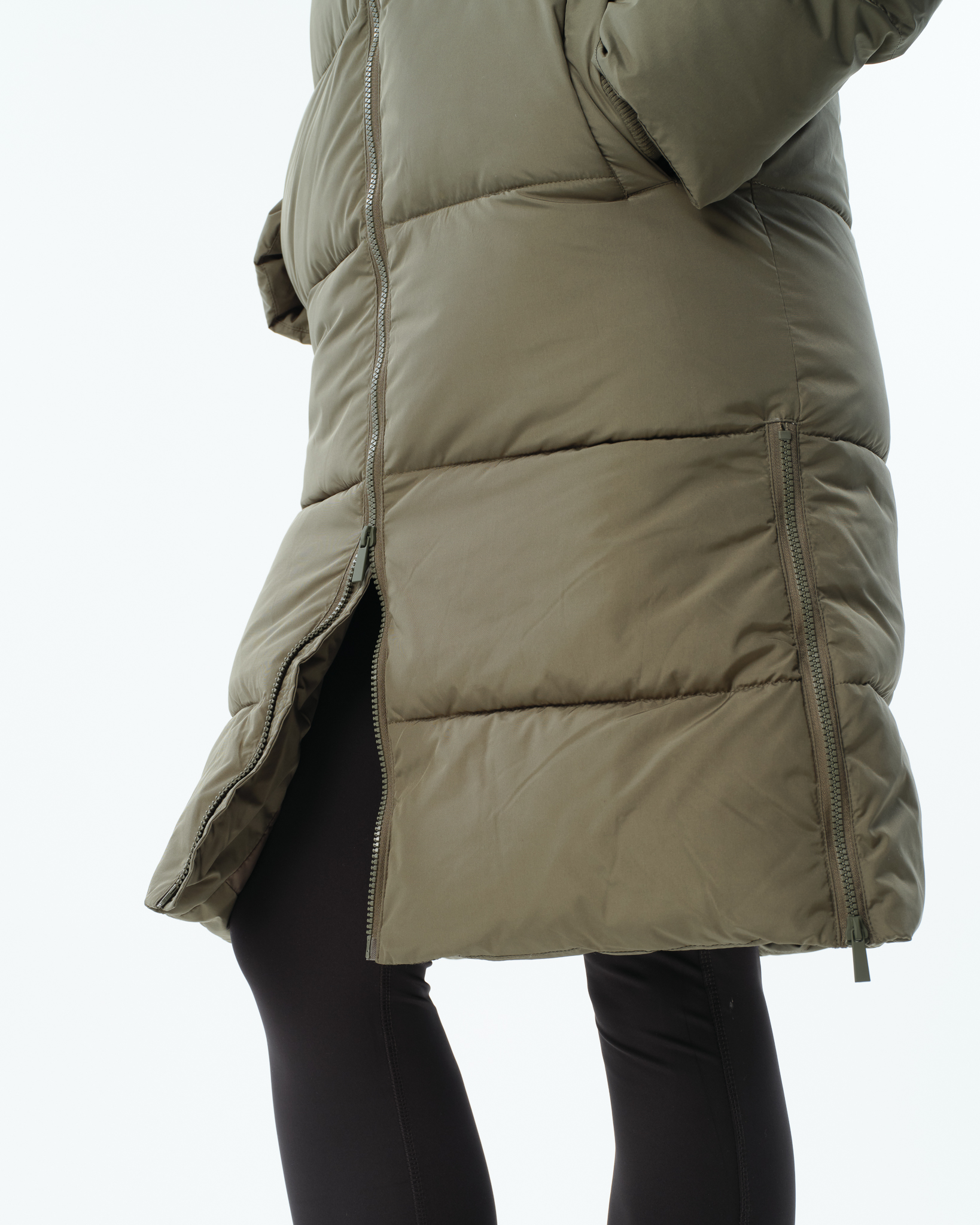 LEVITY Agnes Long Puffer Parka Green Beetle