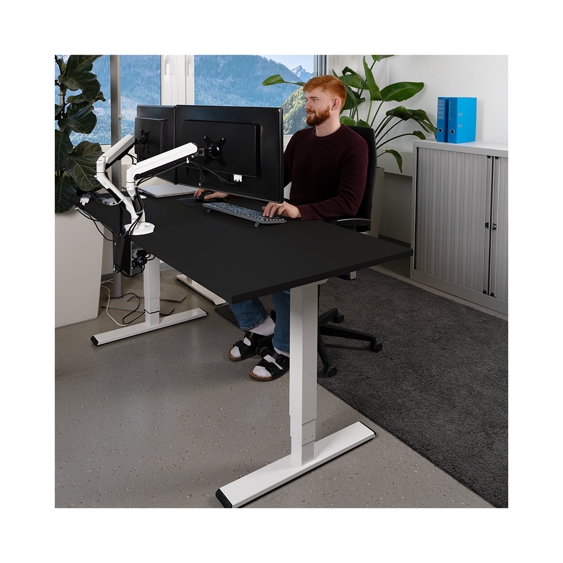 Contini höhenverstellbarer Bürotisch 160 x 80cm schwarz / Gestell weiss