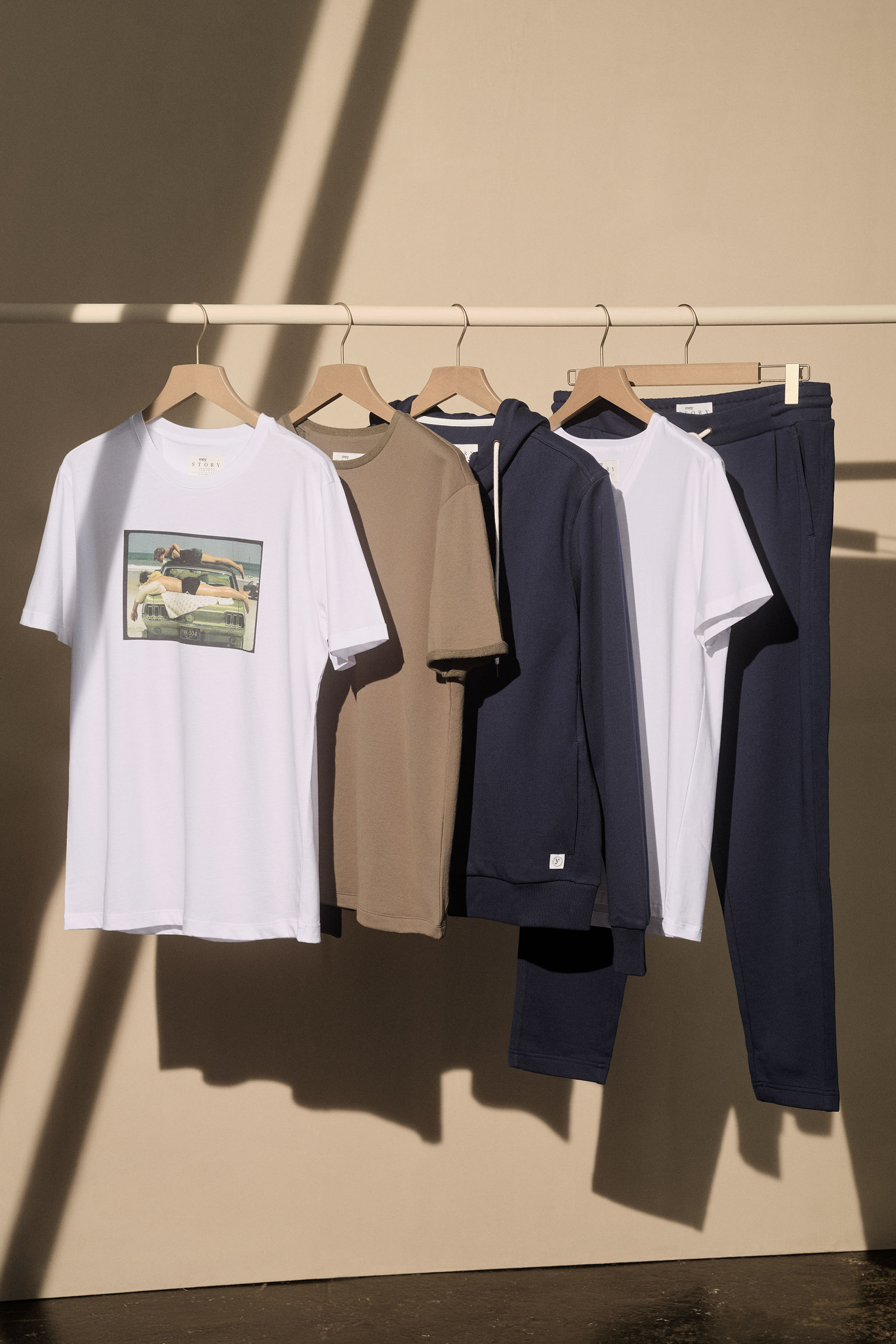 V-Neck Shirt<br>Serie Maglia Singola